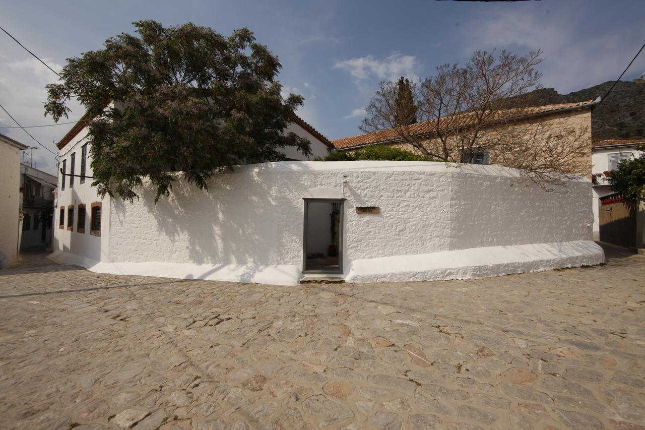 Bratsera Boutique Hotel Hydra  Esterno foto